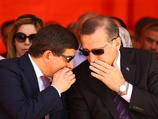 ΠΡΟΣΦΥΓΙΚΟ: Τουρκία και οι ισχυροί της ΕΕ κοροϊδεύουν τον κόσμο -Δηλώσεις Νταβούτογλου