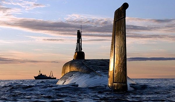 Η Ρωσία εκτόξευσε διηπειρωτικό πύραυλο από υποβρύχιο -ΒΙΝΤΕΟ