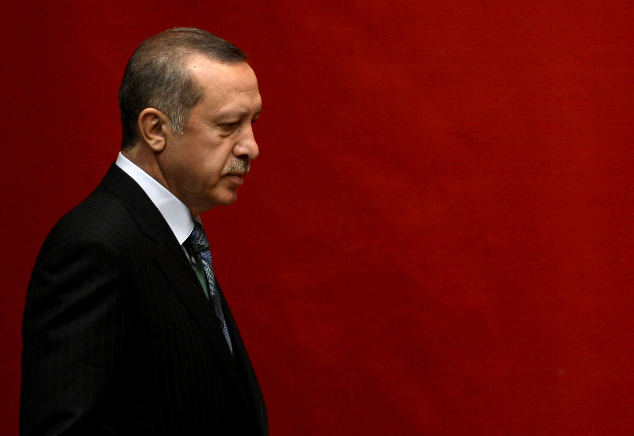 ΦΟΥΛ για χούντα στην Τουρκία! Οι διώξεις Ερντογάν 