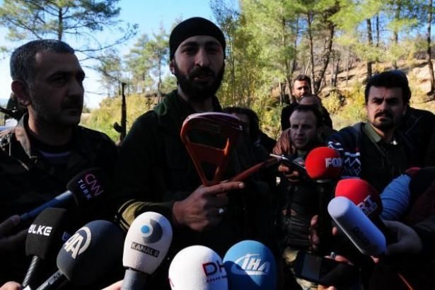 Ο Τούρκος τζιχαντιστής που εκτέλεσε τον Ρώσο πιλότο ,θέλει κι άλλα όπλα από την Άγκυρα