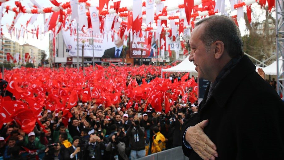 Ποιο είναι το νέο καθεστώς που θέλει να επιβάλει ο Ερντογάν στην Τουρκία