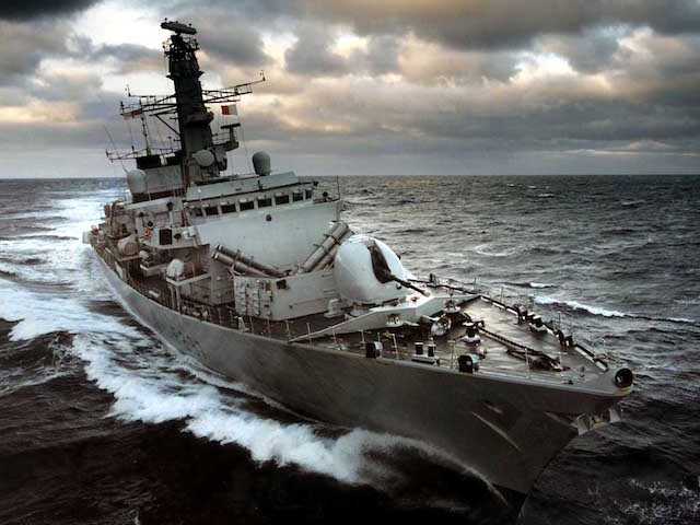 Έρχονται τρία βρετανικά πολεμικά πλοία στο Αιγαίο