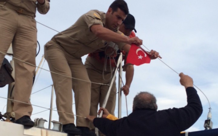 Η τουρκική ακτοφυλακή κάνει ελέγχους σε ελληνικά σκάφη ανοιχτά της Σύμης!