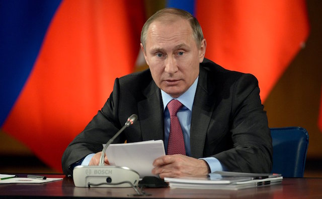 Επίσκεψη Πούτιν: Ας είμαστε ρεαλιστές κι ας την εκμεταλλευθούμε στον αμυντικό τομέα
