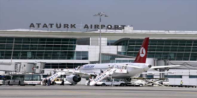 Πυρά κατά μοτοσυκλετιστών στο αεροδρόμιο Ατατούρκ της Κωνσταντινούπολης
