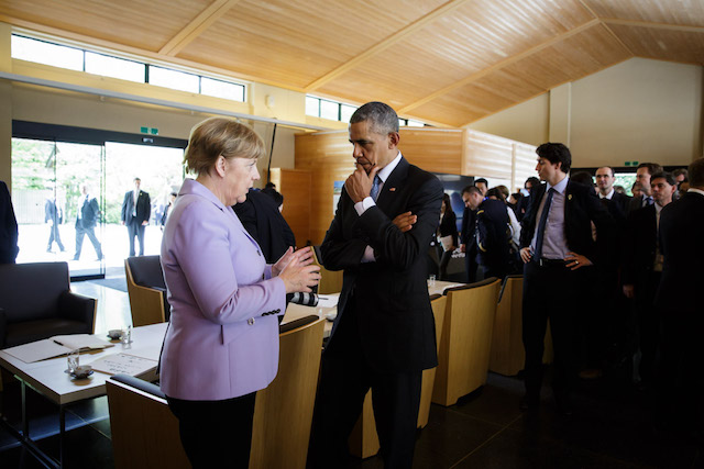 Ομπάμα και Μέρκελ είπαν πολλά αλλά τίποτα ακόμη για το ελληνικό χρέος