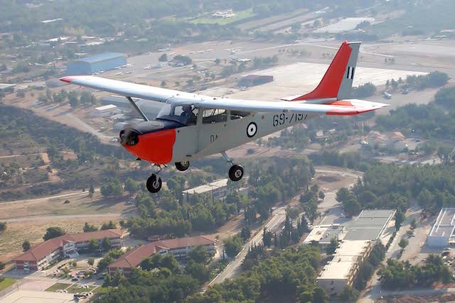 Νέο εκπαιδευτικό αεροσκάφος για αντικατάσταση του Τ-41! Προκηρύχθηκε διαγωνισμός