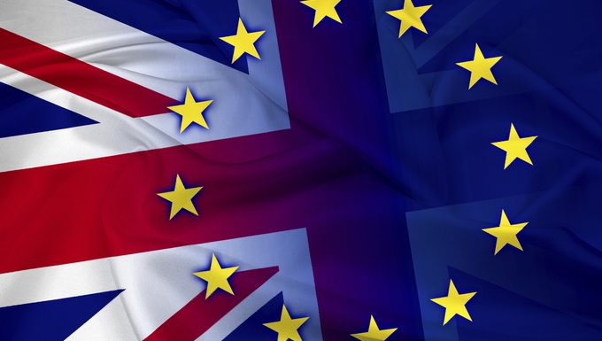 Brexit: Τι θα γίνει με  πολίτες χωρών της ΕΕ που θέλουν να παραμείνουν στη Βρετανία