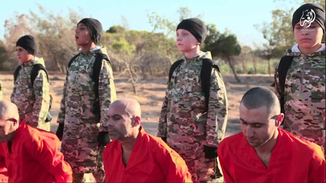 Ανήλικοι εκτελεστές στο Ισλαμικό Κράτος! Βίντεο που σοκάρει