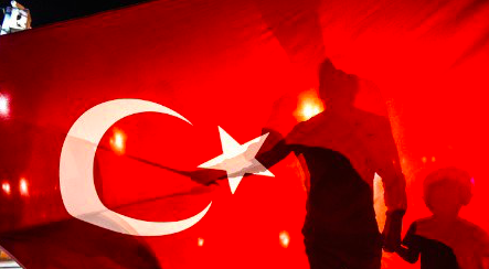 Εκκαθαρίσεις σε αστυνομία και στρατοχωροφυλακή στην Τουρκία! 8000 απομακρύνθηκαν
