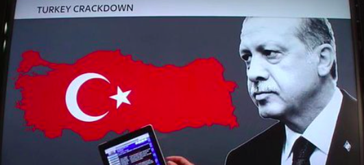 Τουρκία:Αίμα στους δρόμους και μαζικές συλλήψεις στρατιωτικών μέσω εφαρμογής κινητού!!!