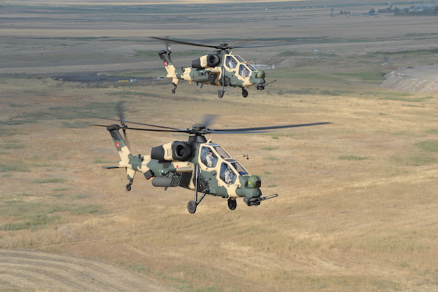 Η Τουρκία παρέλαβε το 14ο επιθετικό ελικόπτερο ATAK