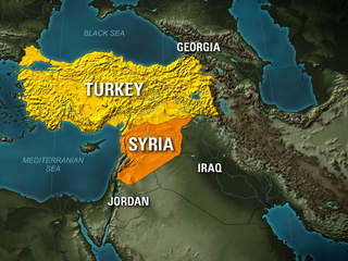 Η Συρία βομβάρδισε αντάρτες που υποστηρίζει η Τουρκία αλλά η Άγκυρα δεν κάνει πίσω