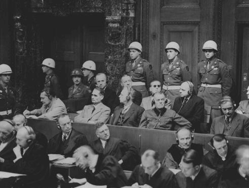 14 Νοεμβρίου σαν σήμερα: 1945 αρχίζει η Δίκη της Νυρεμβέργης