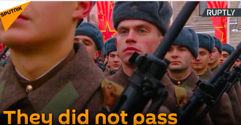 Παρέλαση στην Μόσχα το 2016 και το 1941! Ένα σπάνιο βίντεο