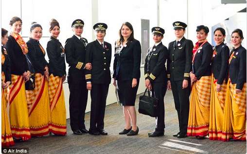 Μόνο γυναίκες! Η Air India έκανε πτήση με πλήρωμα γυναικείο!