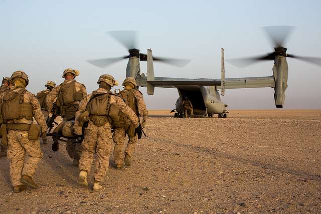 Οι ΗΠΑ καθηλώνουν στο έδαφος τον στόλο των Osprey 
