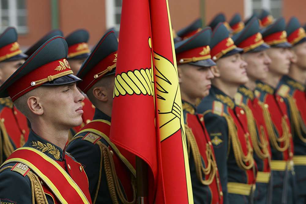 Κρεμλίνο: Η Ρωσία είναι de jure και de facto διάδοχος της Σοβιετικής Ένωσης