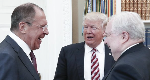 Θερμό κλίμα στην συνάντηση Τραμπ με τον Ρώσο πρέσβη στην Ουάσινγκτον