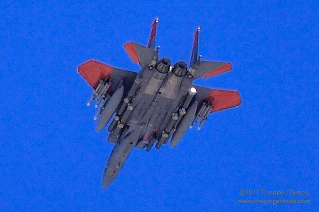 F-15 ιπτάμενο φρούριο! Φωτογραφία από δοκιμαστική πτήση