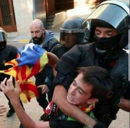 Βία στην Καταλονία! Το δημοψήφισμα σε εξέλιξη με επεισόδια -BINTEO