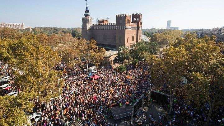 Η Καταλονία ανεξάρτητη, η Ισπανία διχασμένη η Ευρώπη σε βαθειά κρίση
