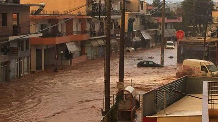 Πλημμύρες: Έτοιμες οι ΕΔ να φιλοξενήσουν μέχρι και 3000 πολίτες