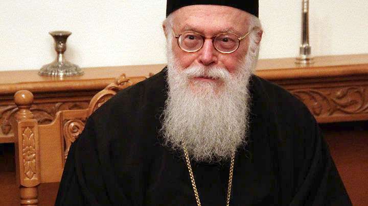 Υστερία των Αλβανών για τον Αρχιεπίσκοπο Αναστάσιο!