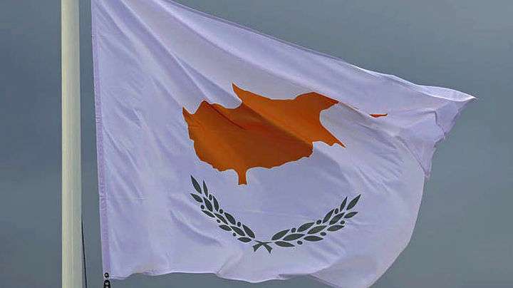 Αλλαγή φρουράς και στο υπουργείο Άμυνας της Κύπρου