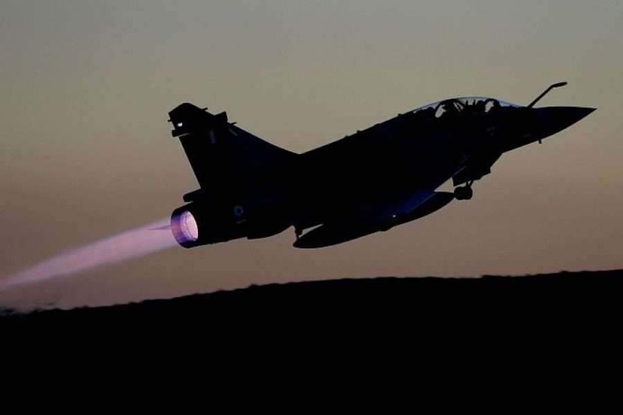 Έπεσε Mirage 2000 αγνοείται ο πιλότος
