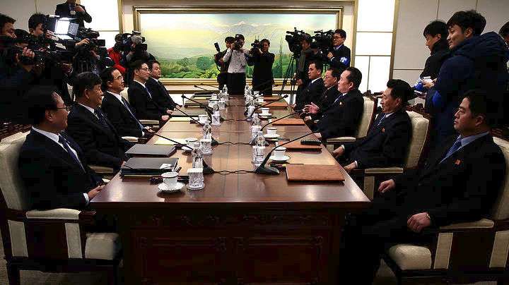 Άρχισαν οι συνομιλίες Βόρειας-Νότιας Κορέας