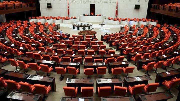 Ξύλο στη τουρκική Βουλή
