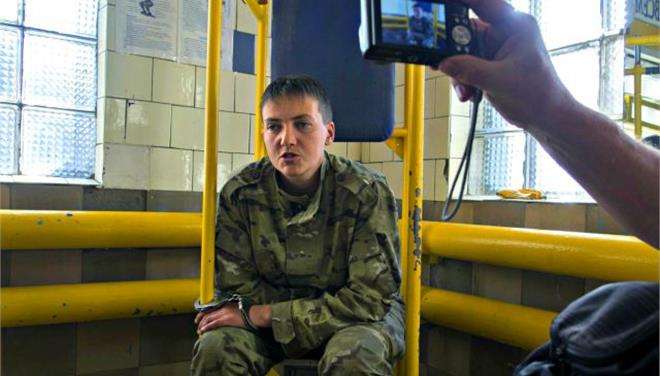 Συνελήφθη η ηρωϊδα της Ουκρανίας Ναντιέζντα Σάβτσενκο