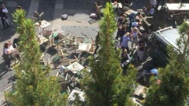 Γερμανία: 4 οι νεκροί 50 οι τραυματίες από το αυτοκίνητο που έπεσε σε πλήθος