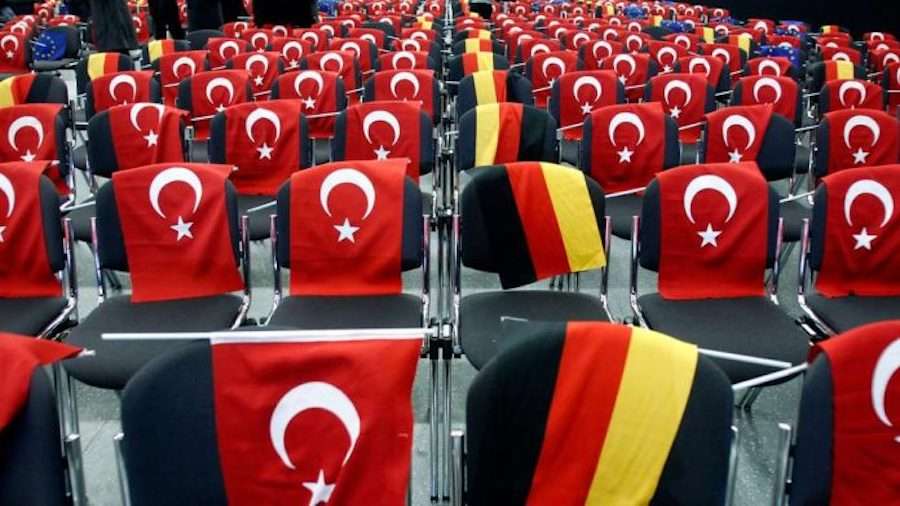 Η Γερμανία απαγόρευσε τις εξαγωγές όπλων στην Τουρκία 