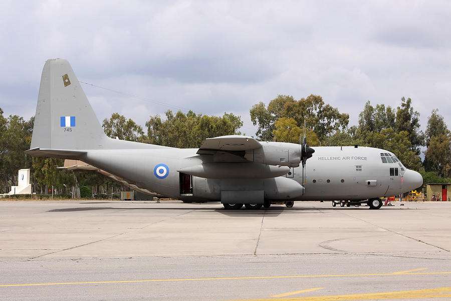 Μεταφορά μοσχεύματος με αεροσκάφος C-130 της ΠΑ