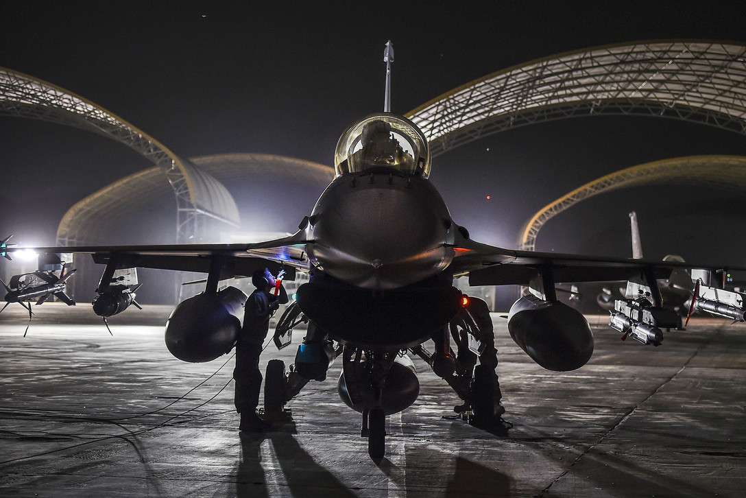 Εκσυγχρονισμός F-16: Πάει να γίνει σήριαλ 