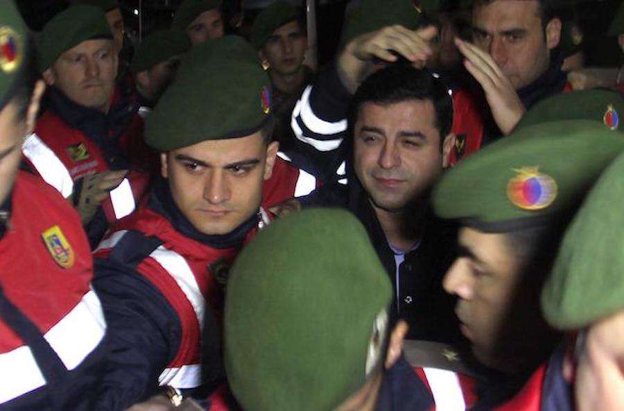 Τουρκικό δικαστήριο αποφάσισε την απελευθέρωση του Κούρδου ηγέτη Σ.Ντεμιρτάς