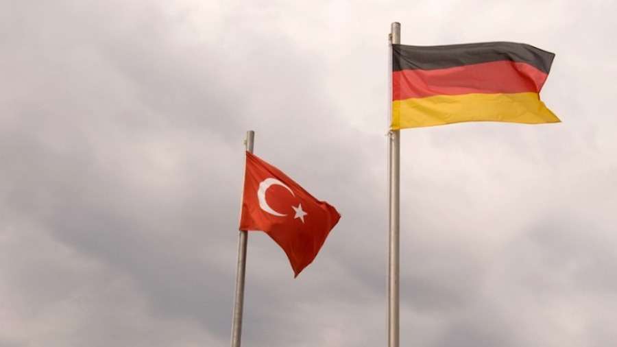Χλιαρή και ανούσια δήλωση από το Βερολίνο για τη φιέστα Ερντογάν στην κατεχόμενη Κύπρο