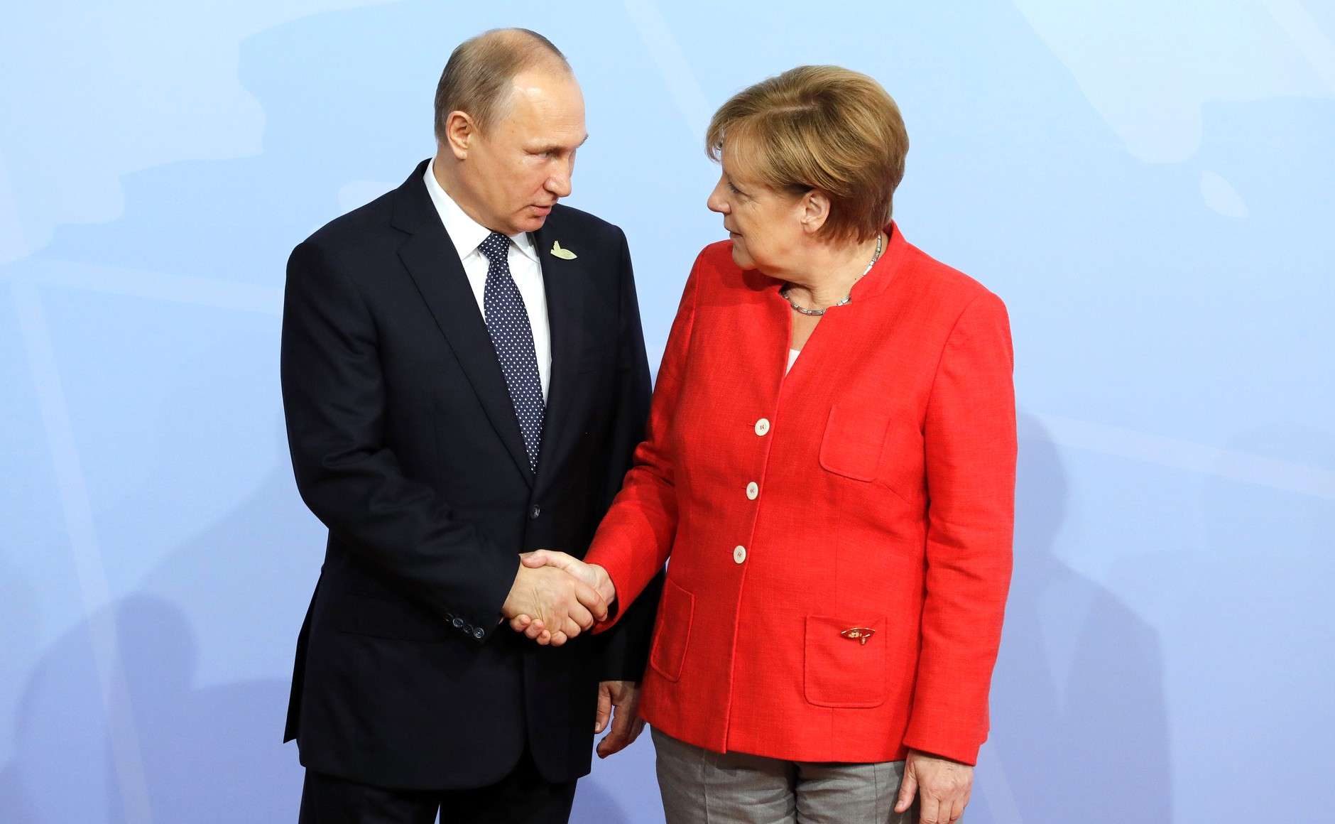 Μέρκελ και Πούτιν συζήτησαν για την Ουκρανία, το Ιράν και τη Λιβύη