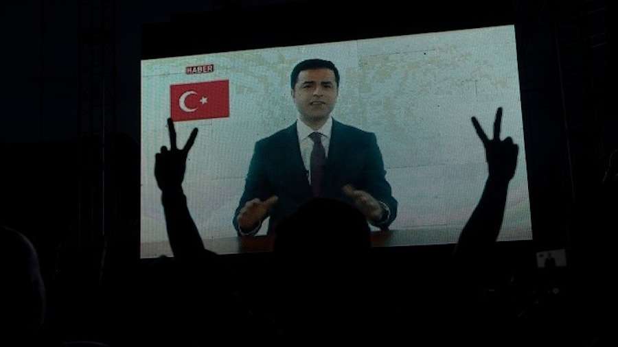 Τουρκία Εκλογές: Τηλεοπτική εμφάνιση Ντεμιρτάς μετά από 20 μήνες φυλάκισης!