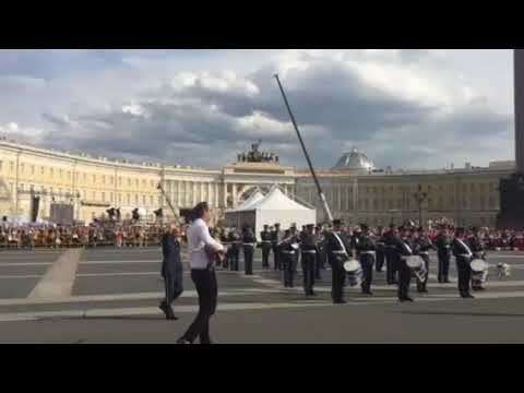 Η Μπάντα της ΠΑ εντυπωσίασε στην Αγία Πετρούπολη! Βίντεο και φωτογραφίες