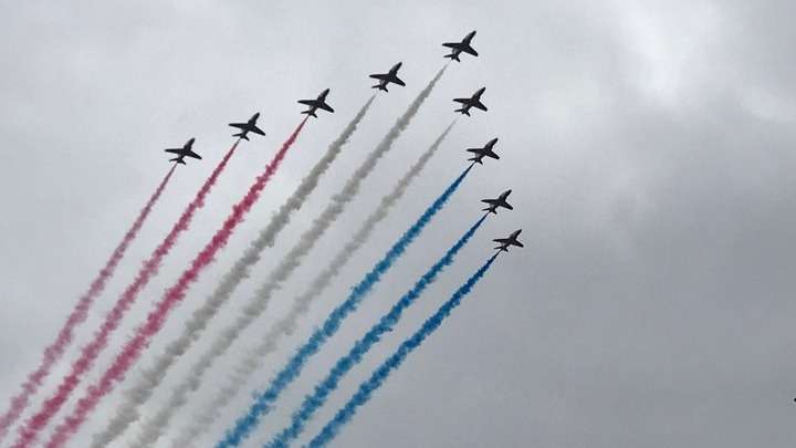 Εκατό χρόνια RAF! Βίντεο από τις πτήσεις πάνω από το Λονδίνο