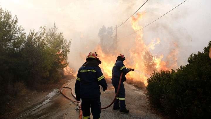 Επιστρέφει εσπευσμένα ο πρωθυπουργός από τη Βοσνία λόγω των πυρκαγιών