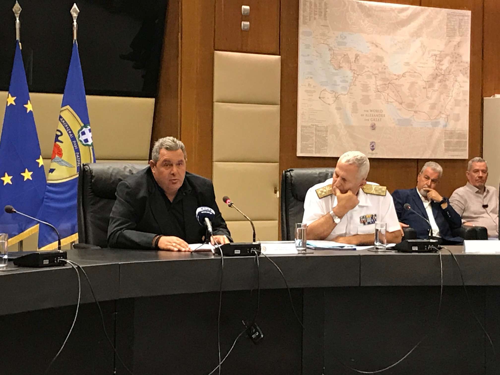 “Όποτε κι αν έρθει συμφωνία για τα Σκόπια φεύγω από την κυβέρνηση» λέει ο Καμμενος