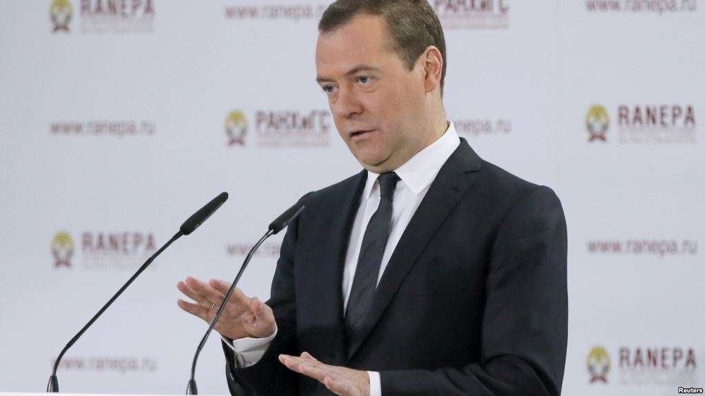 Οι δυτικές κυρώσεις δεν θα επηρεάσουν το Κρεμλίνο, δηλώνει ο Μεντβέντεφ