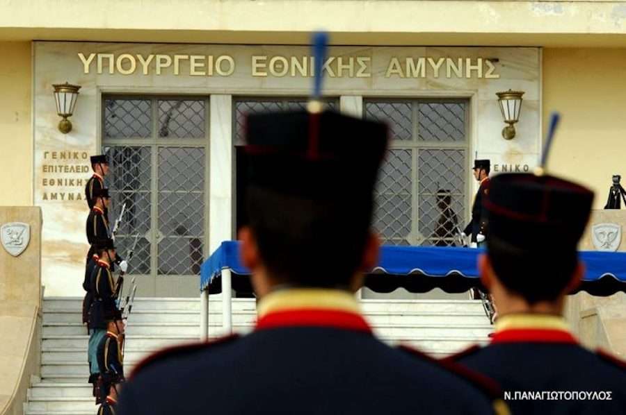 Παρά την ένταση στα ελληνοτουρκικά αναχώρησε για την Άγκυρα η ομάδα που θα συζητήσει τα ΜΟΕ