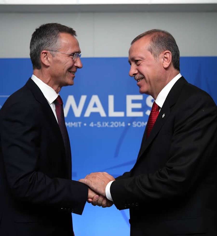Ο ΓΓ του ΝΑΤΟ εκθειάζει ξανά την Τουρκία και επιβεβαιώνει τον Μακρόν για εγκεφαλικά νεκρή Συμμαχία