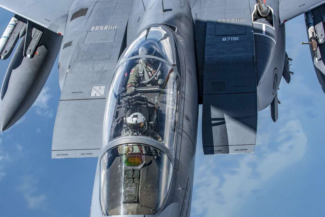 F-15 του Ισραήλ προσγειώθηκε από τα 30.000 πόδια χωρίς καλύπτρα! ΒΙΝΤΕΟ
