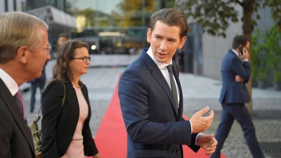 Αυστρία: Το κόμμα του πρώην καγκελάριου Κουρτς είναι ο νικητής των πρόωρων εκλογών
